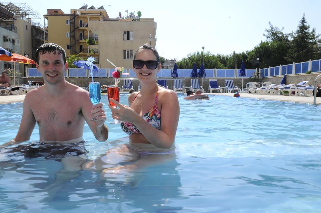 Altinbas Apart Hotel Kusadası Szoba fotó